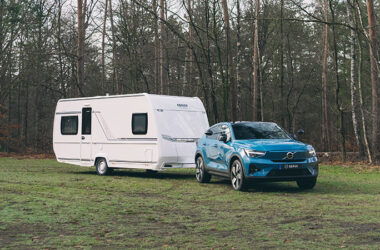 Vakantie caravan elektrische auto Volvo
